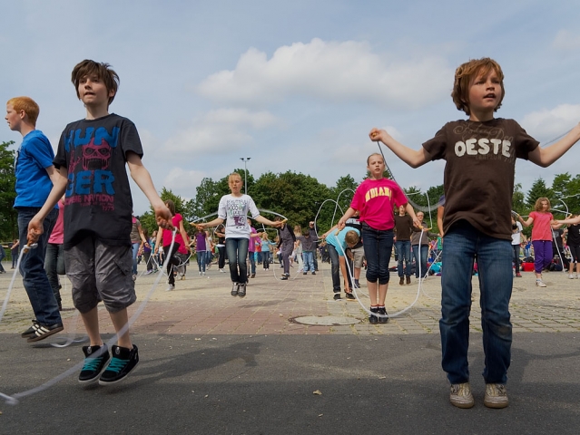 Turning soccer stadiums into multimedia high-tech arenas with network technology