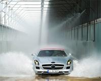 The world–s first at Mercedes-Benz in Bremen: RFID detects leaks in cars!